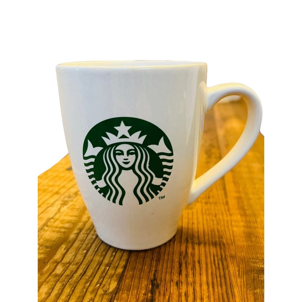 2011 Starbucks Coffee Co. Coffee Cup Mug 16 fl. oz. Green & White Logo - Picture 2 of 9